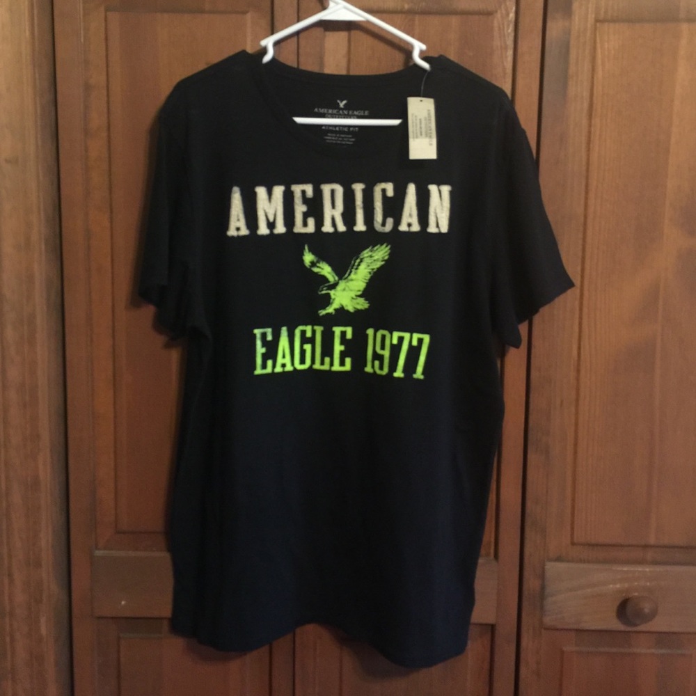American Eagle Tshirt